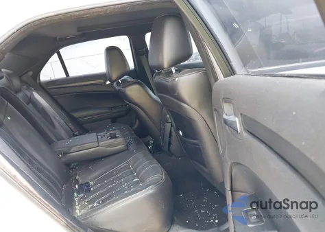 2015 Chrysler 300 S z USA, uszkodzony, nr VIN 2C3CCABG7FH755711